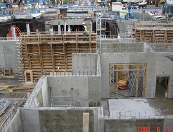 South end of Broadway station, housing mechanical and electric rooms at mezzanine level.
